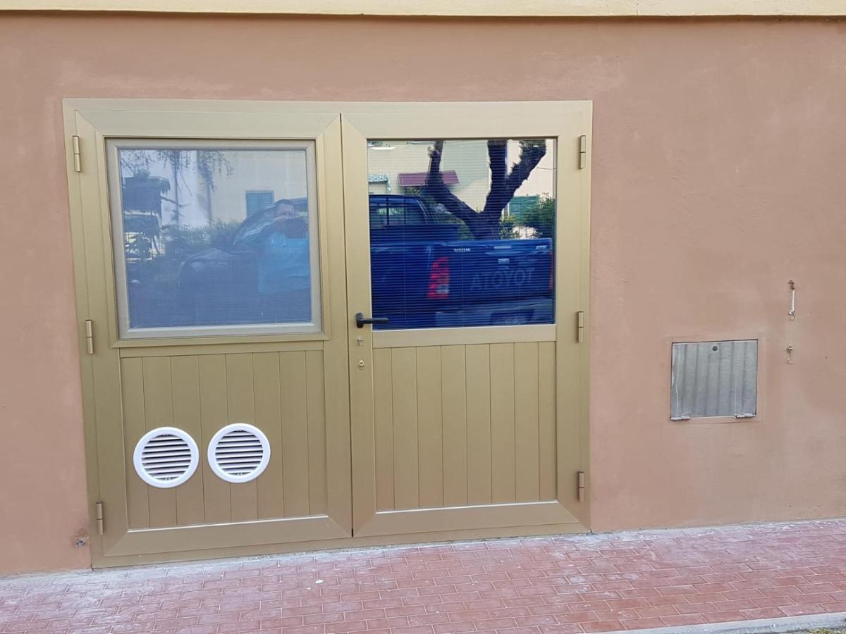 Sole...Mare...E...Spiaggie Bianche! Διαμέρισμα Vada Εξωτερικό φωτογραφία